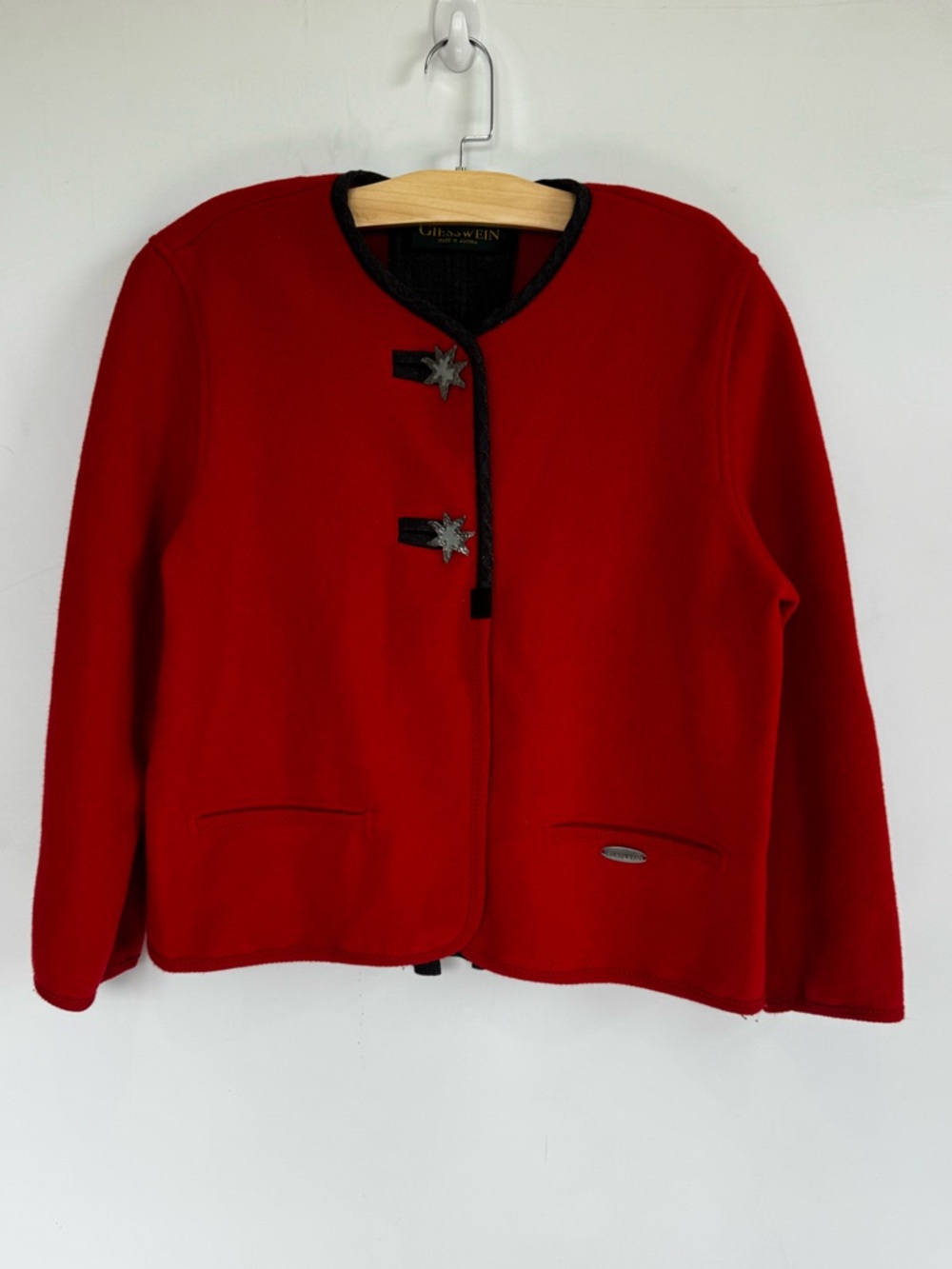 Giesswein Red Short Merino Wool Pea Coat with Metal Star Buttons Size 38